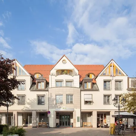 Gda Am Schlosspark Hotel 3*